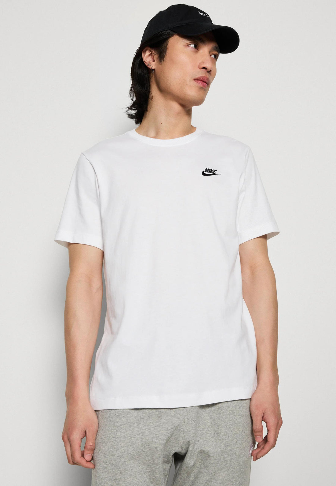 T-shirt Nike Sportswear Club101 white black