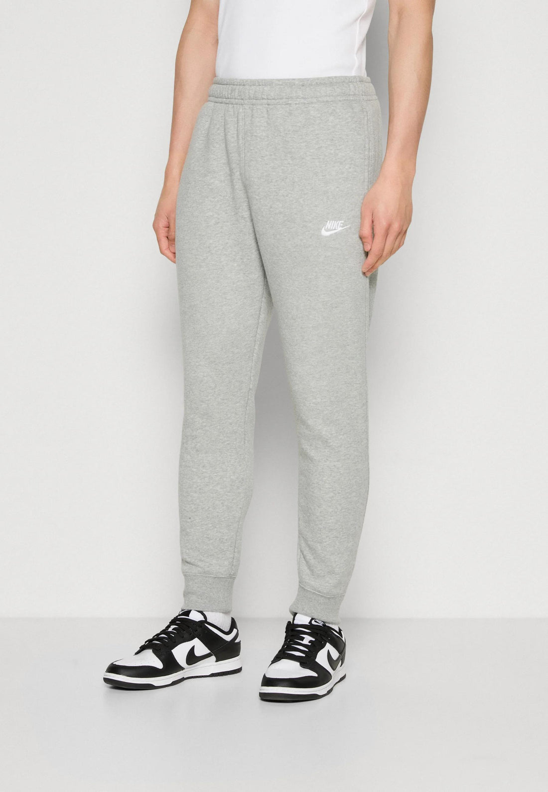 Pantaloni Jogger Nike Sportswear Club Fleece grey