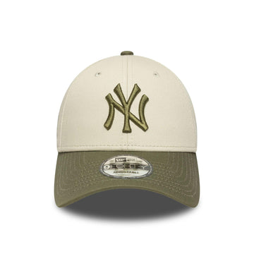 Cap New Era 940 New York Yankees MLB Sidepatch beige