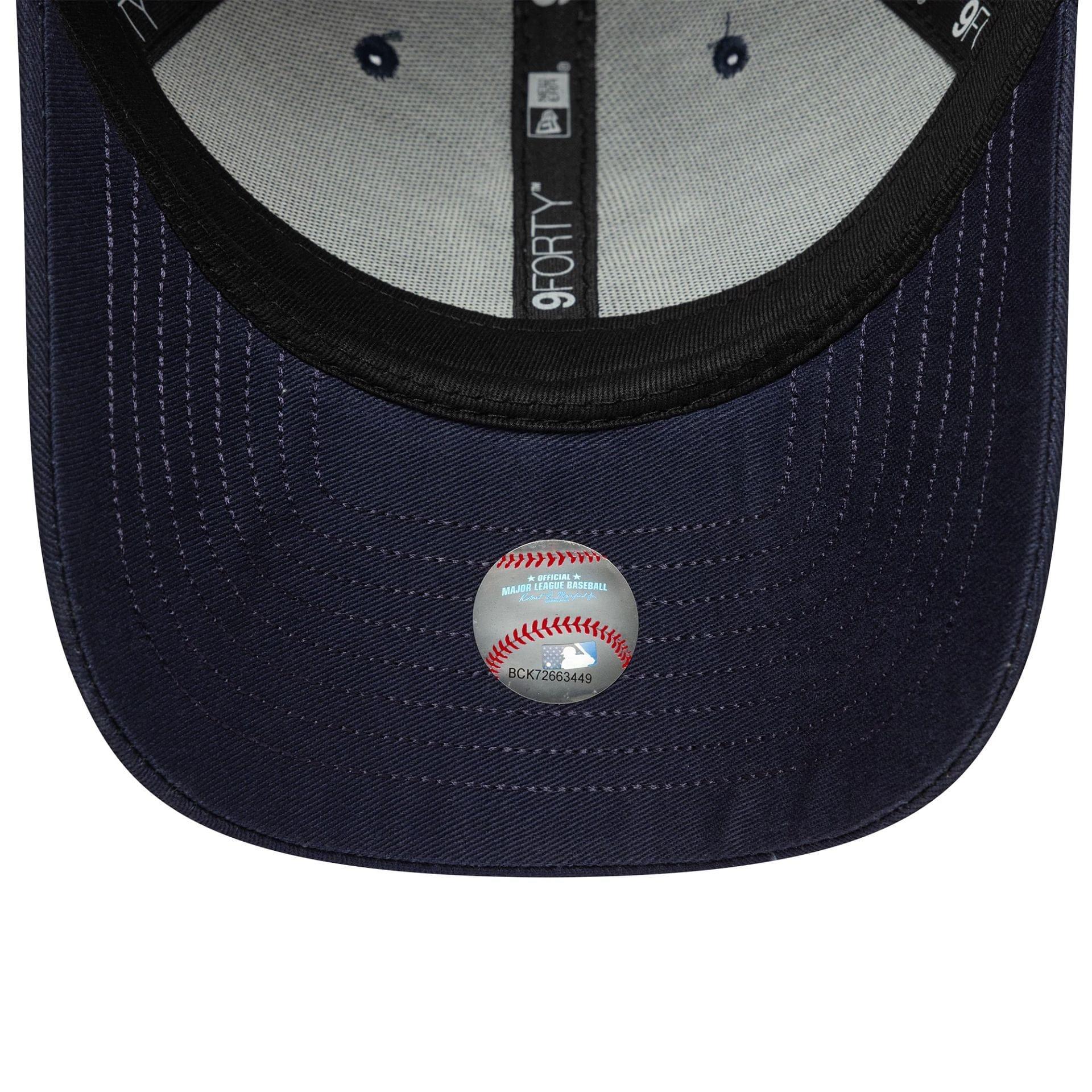 Cap New Era 940 New York Yankees MLB Visor Script navy