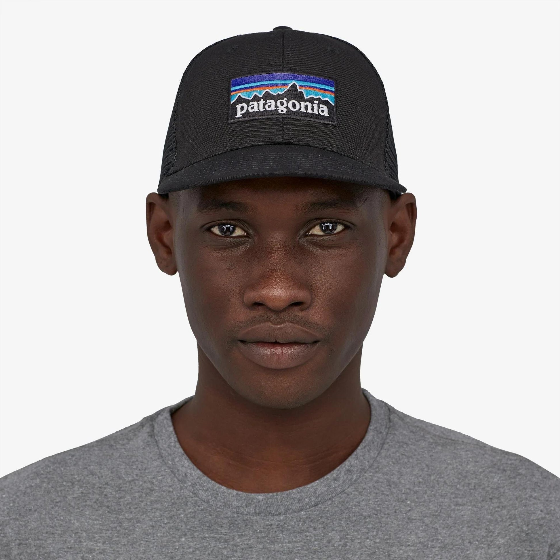 Cap Patagonia P-6 Logo Truck black