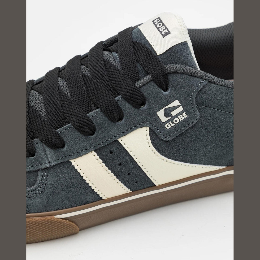 Sneakers Globe Encore 2 lead gum