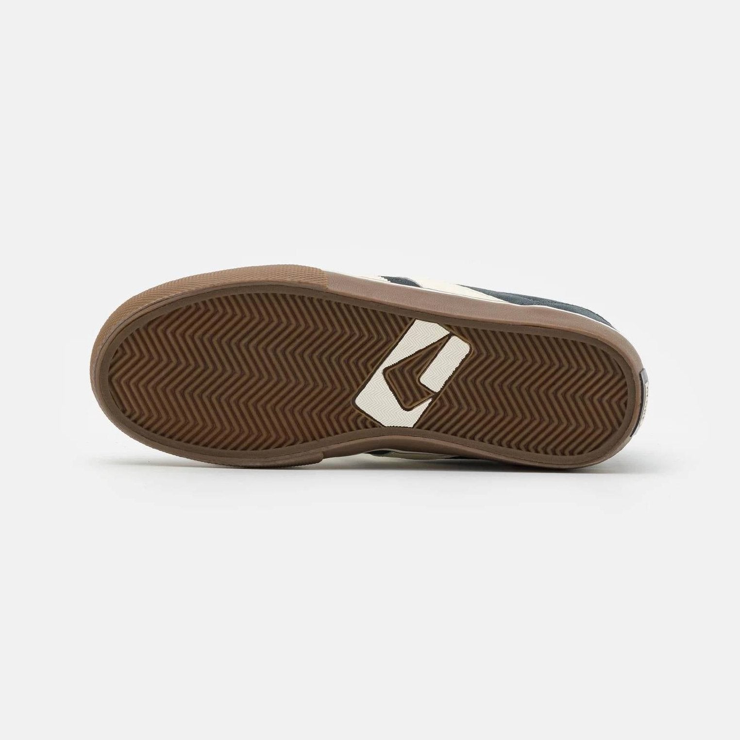 Sneakers Globe Holand black gum