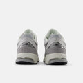 Sneakers New Balance 2002R grey matter silver metallic