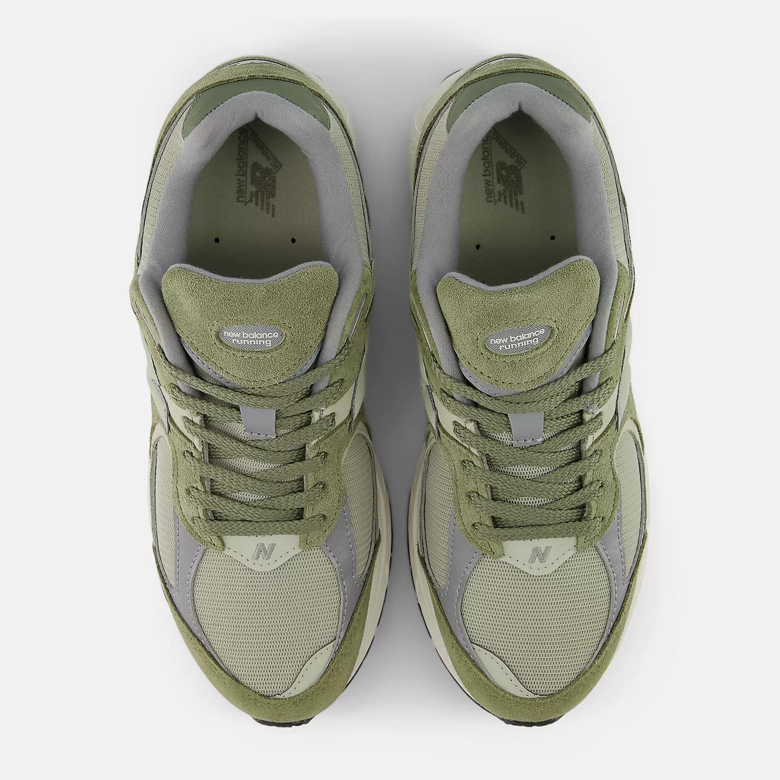 Sneakers New Balance U2002 olive grey