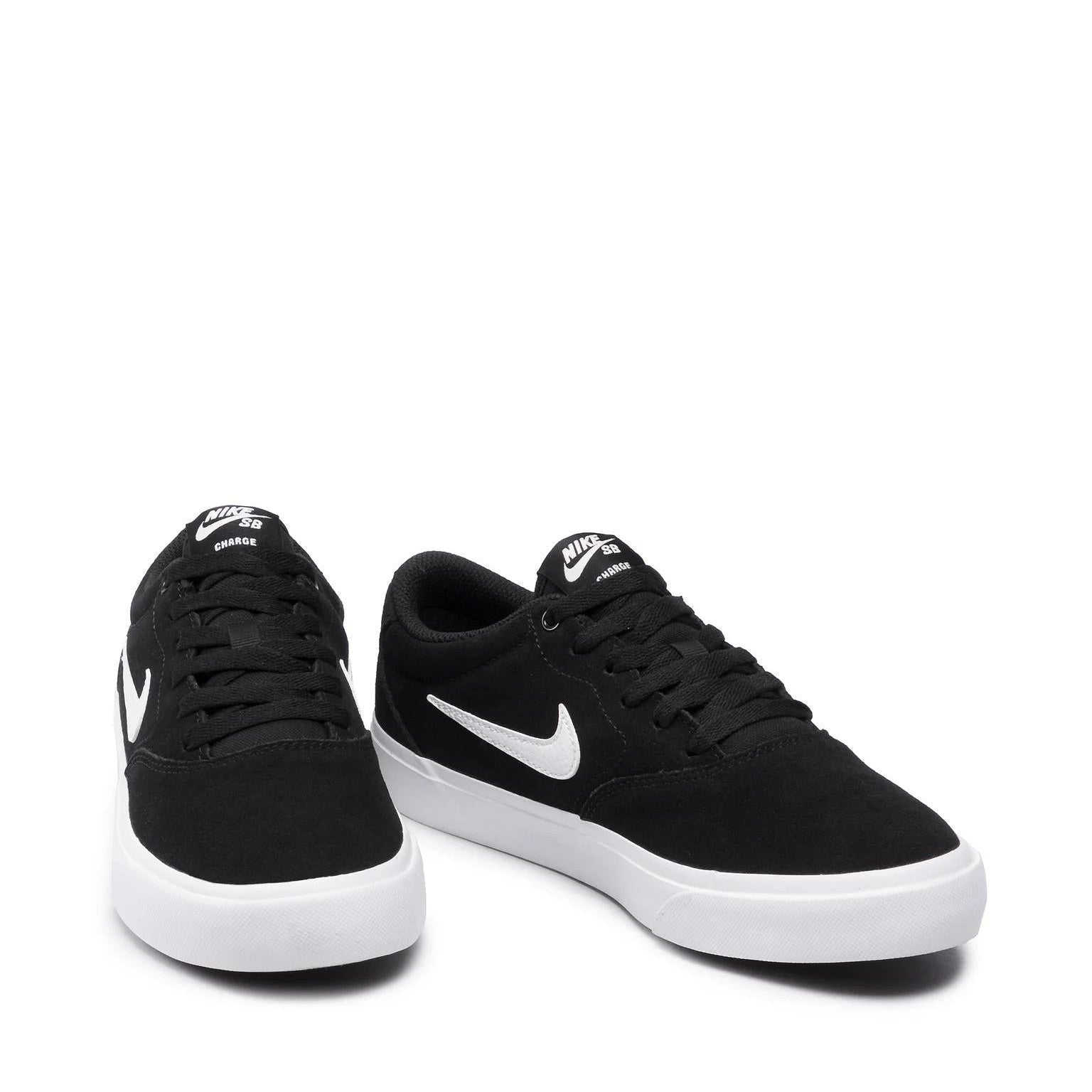 Sneakers Nike Sb Charge Suede black white