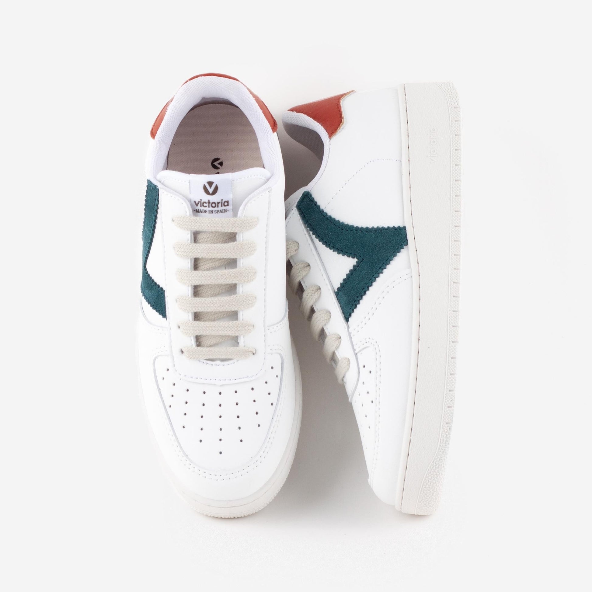 Sneakers Victoria Madrid petroleo
