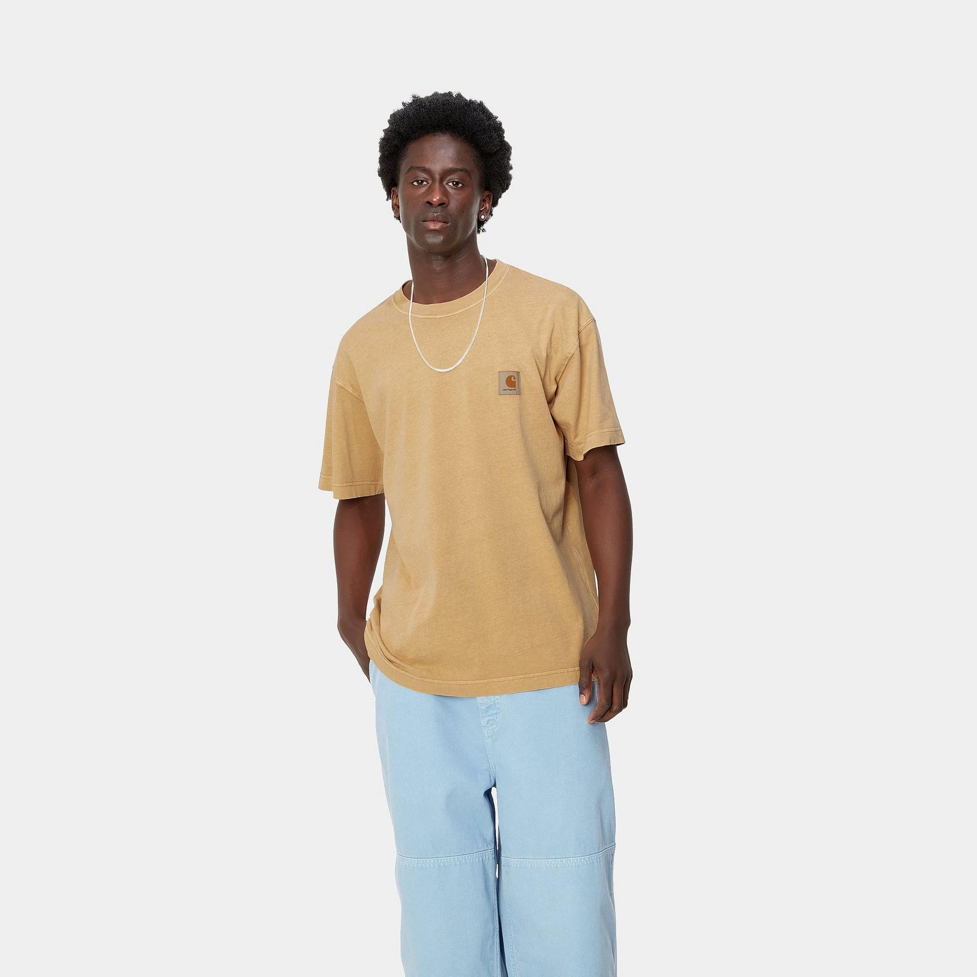 T-shirt Carhartt Nelson bourbon dyed
