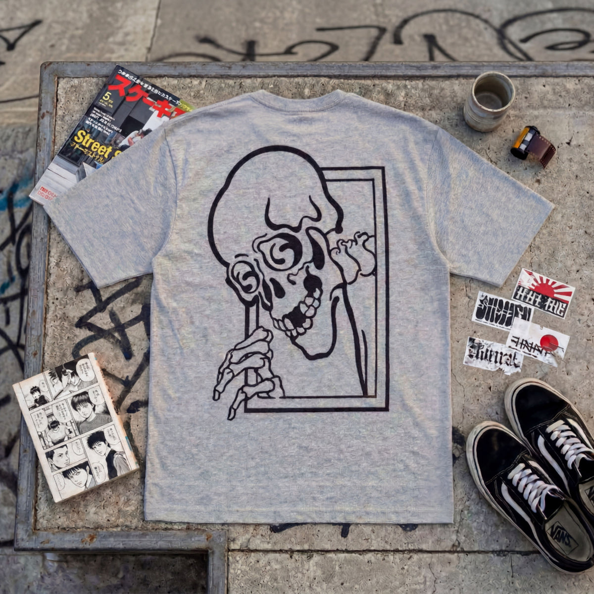 T-shirt Ghettoblaster Japan skeleton grey