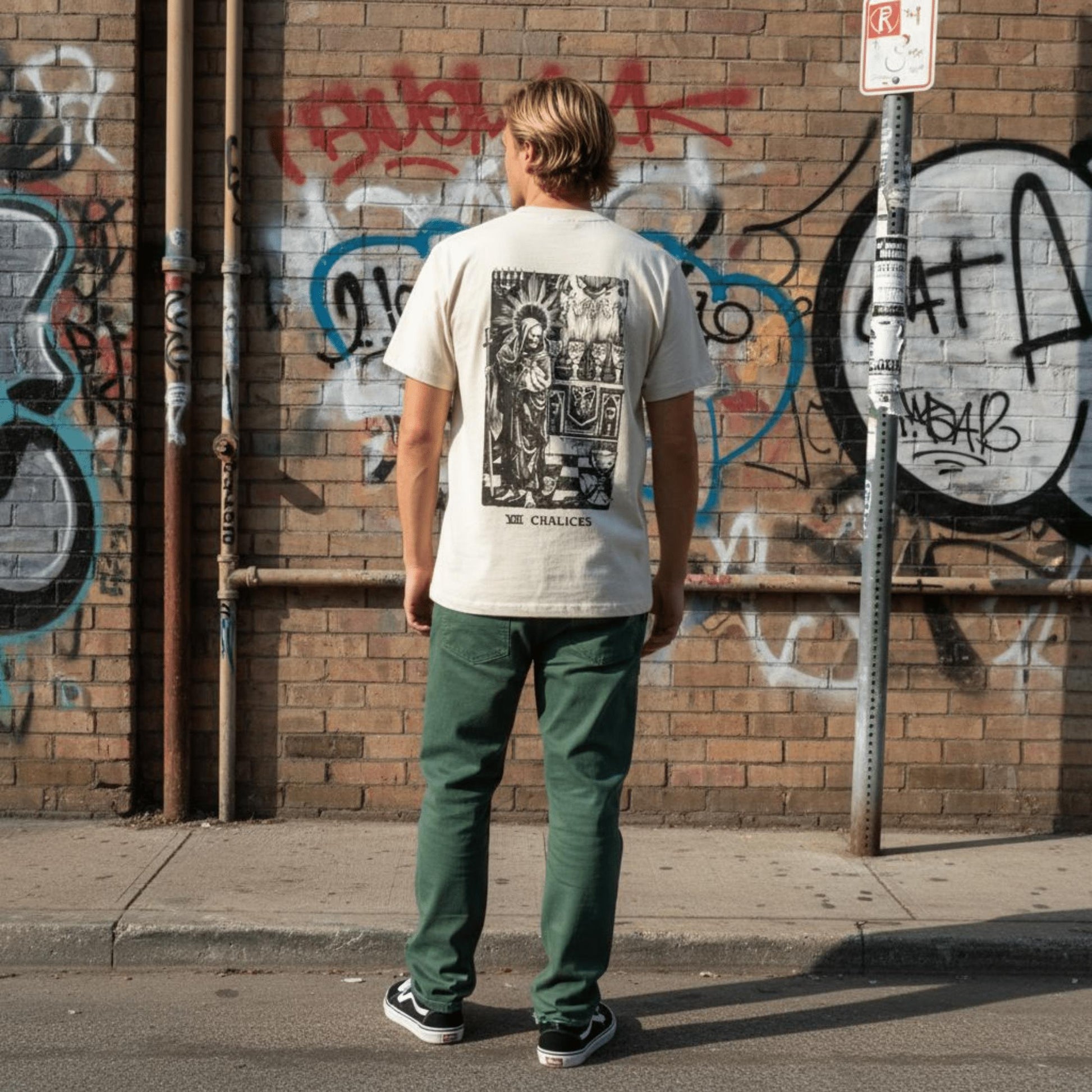 T-shirt Ghettoblaster Tarot Chalices off white