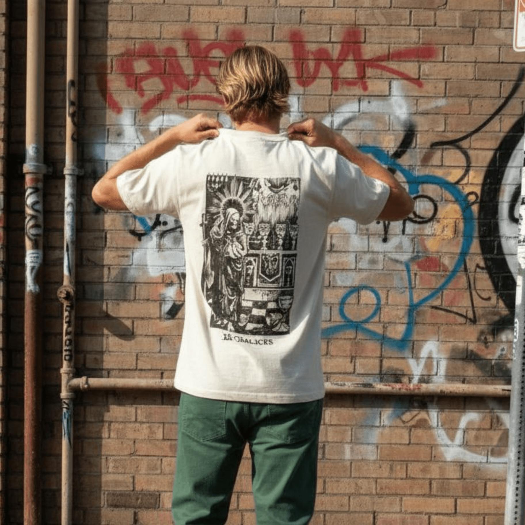 T-shirt Ghettoblaster Tarot Chalices off white