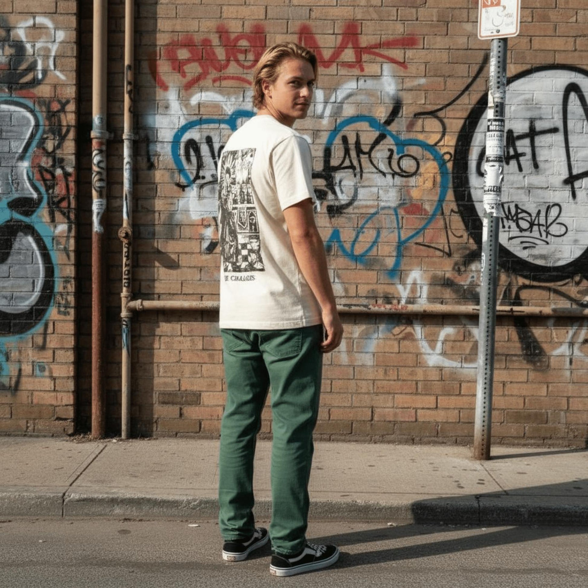 T-shirt Ghettoblaster Tarot Chalices off white