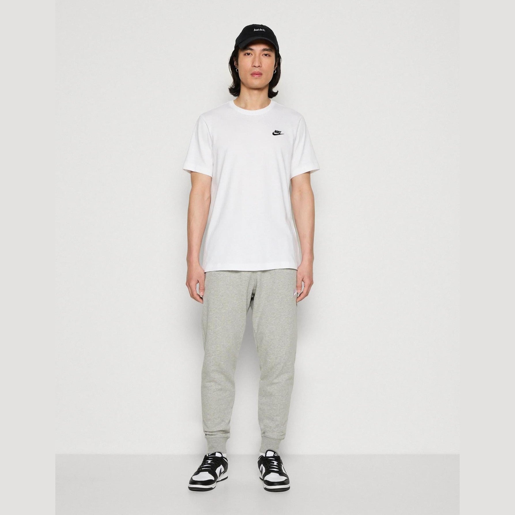 T-shirt Nike Sportswear Club101 white black